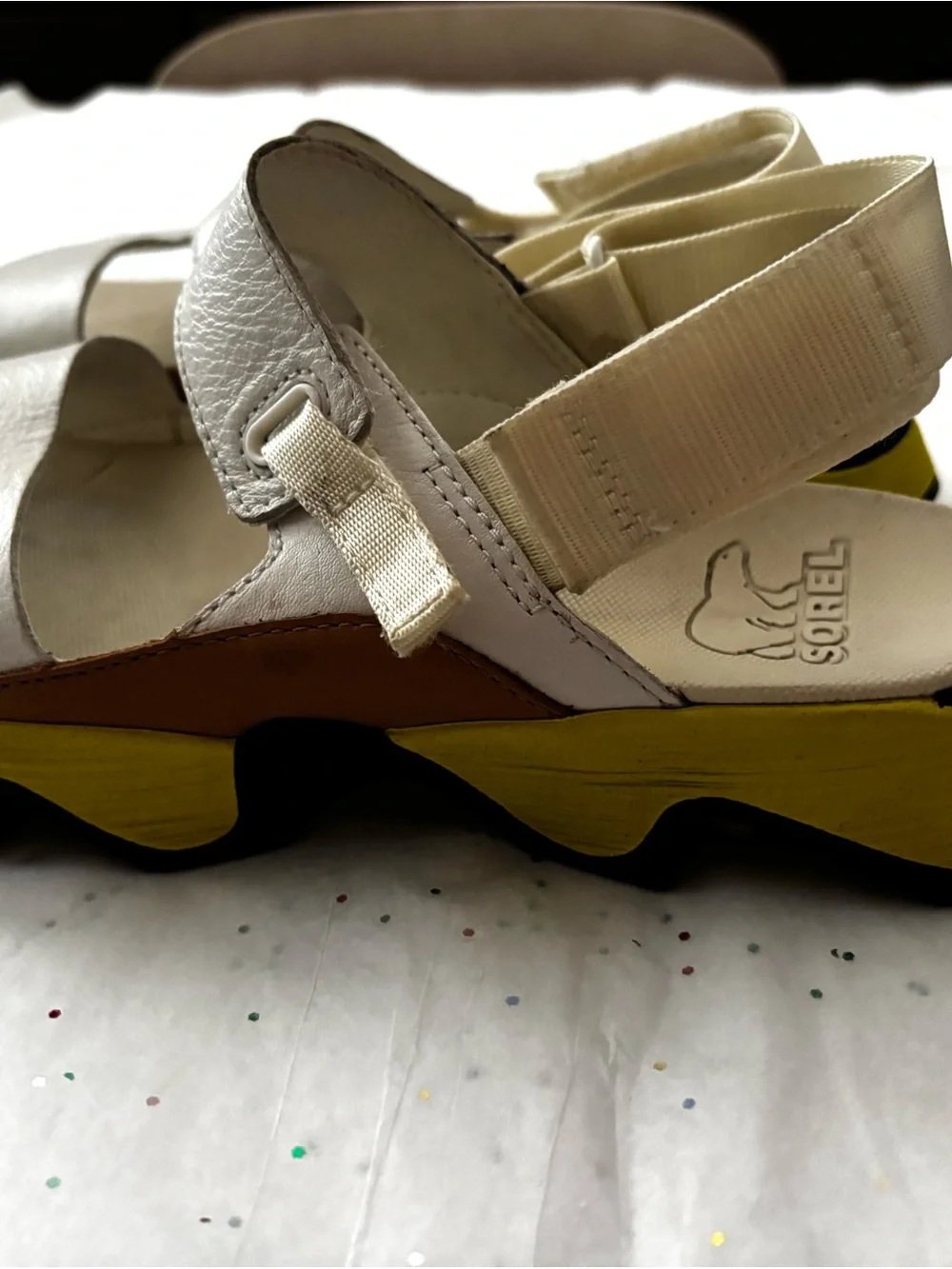 Sorel white platform